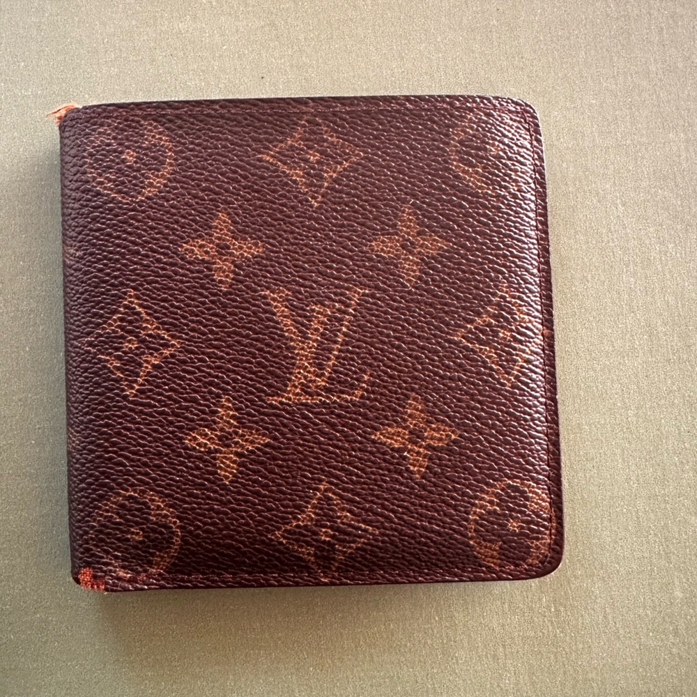 LV MONOGRAM BIFOLD WALLET